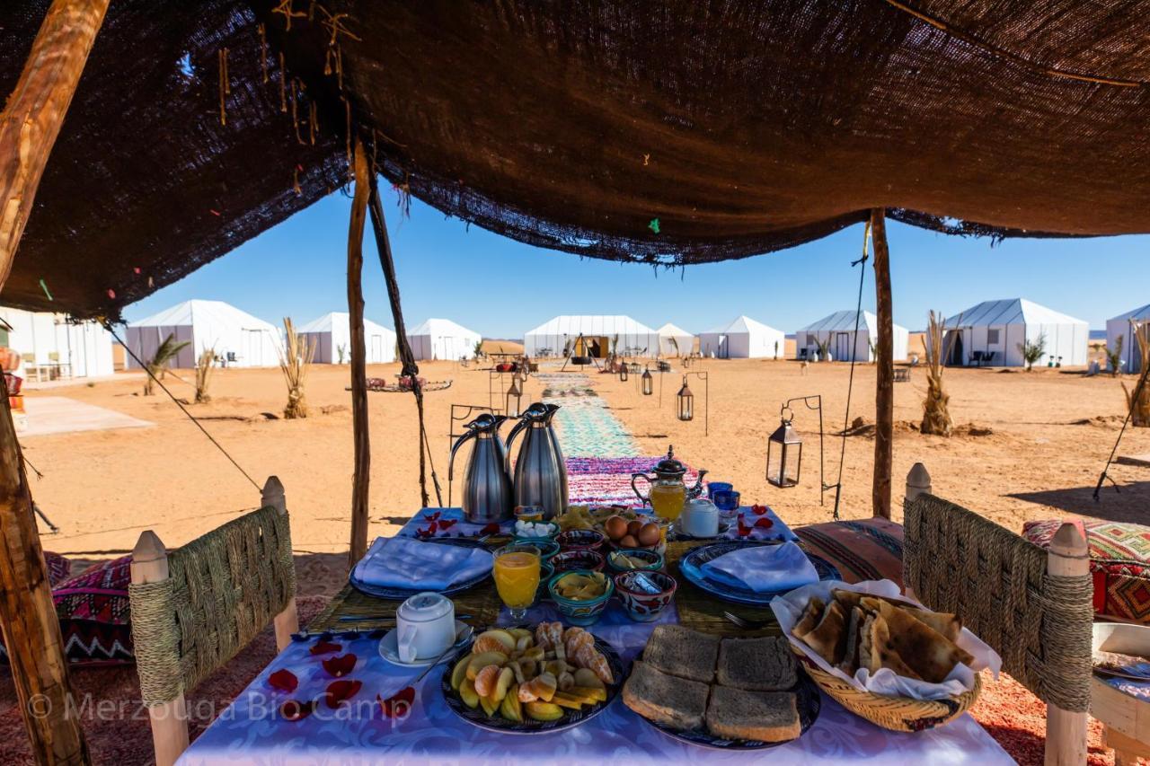 Merzouga Bio Camp Hotel Bagian luar foto